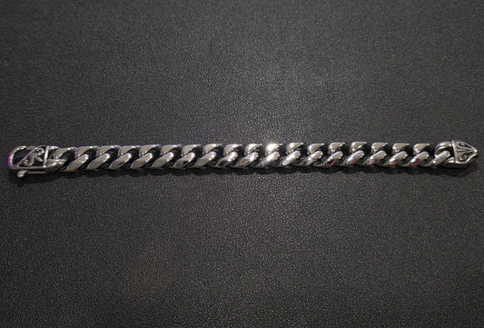 Men’s Stainless Steel Cuban Link Bracelet with Tribal Clasp – Bold & Durable Design