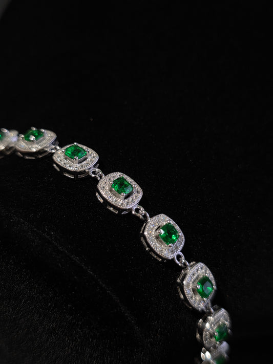 Silver Bracelet with Green CZ Stones – Glamorous Sparkle
