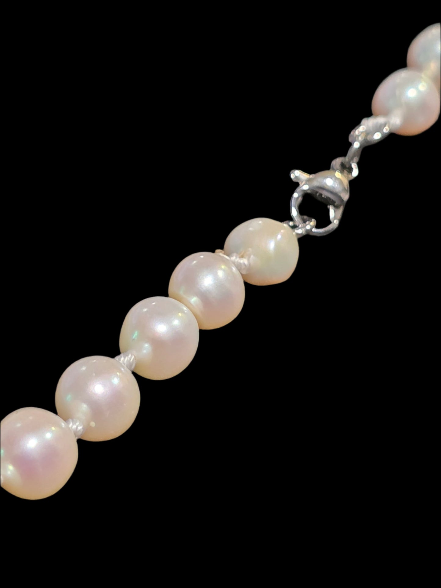 Classic Freshwater Pearl Necklace – 18 Inch