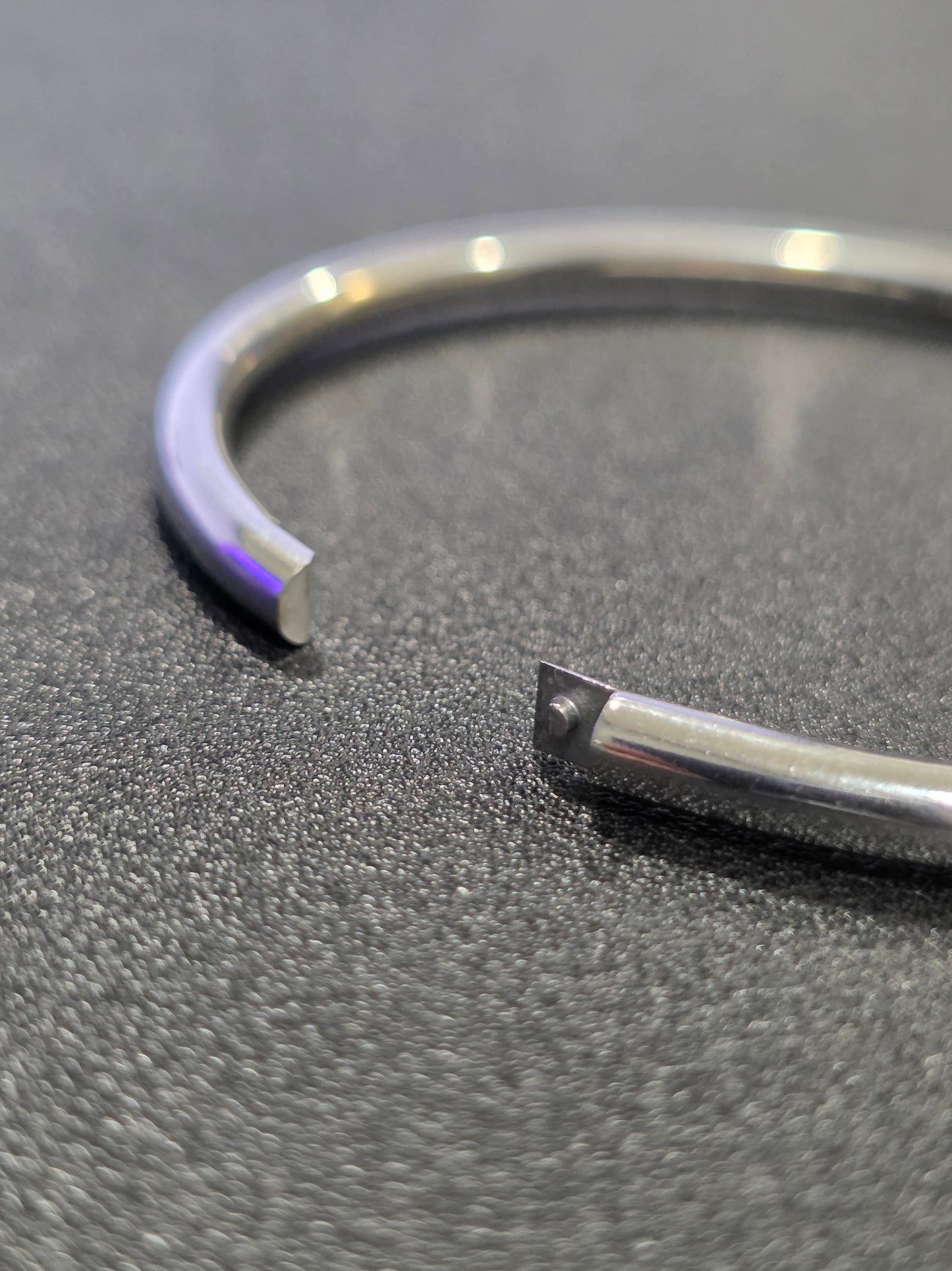 The Solis Bangle – Pure Steel Elegance