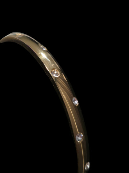 Elegant Stainless Steel Bangle with Crystal Accents – Sleek & Sophisticated