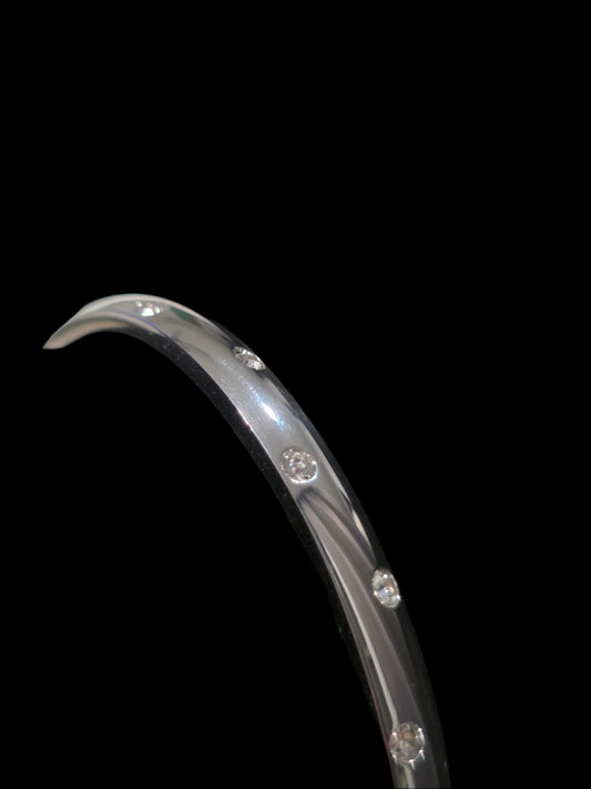 Elegant Stainless Steel Bangle with Crystal Accents – Sleek & Sophisticated