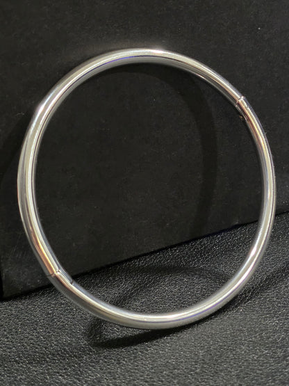 The Solis Bangle – Pure Steel Elegance
