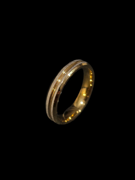 Stylish Gold-Plated Reflective Ring - Woman