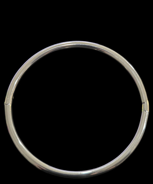 The Solis Bangle – Pure Steel Elegance